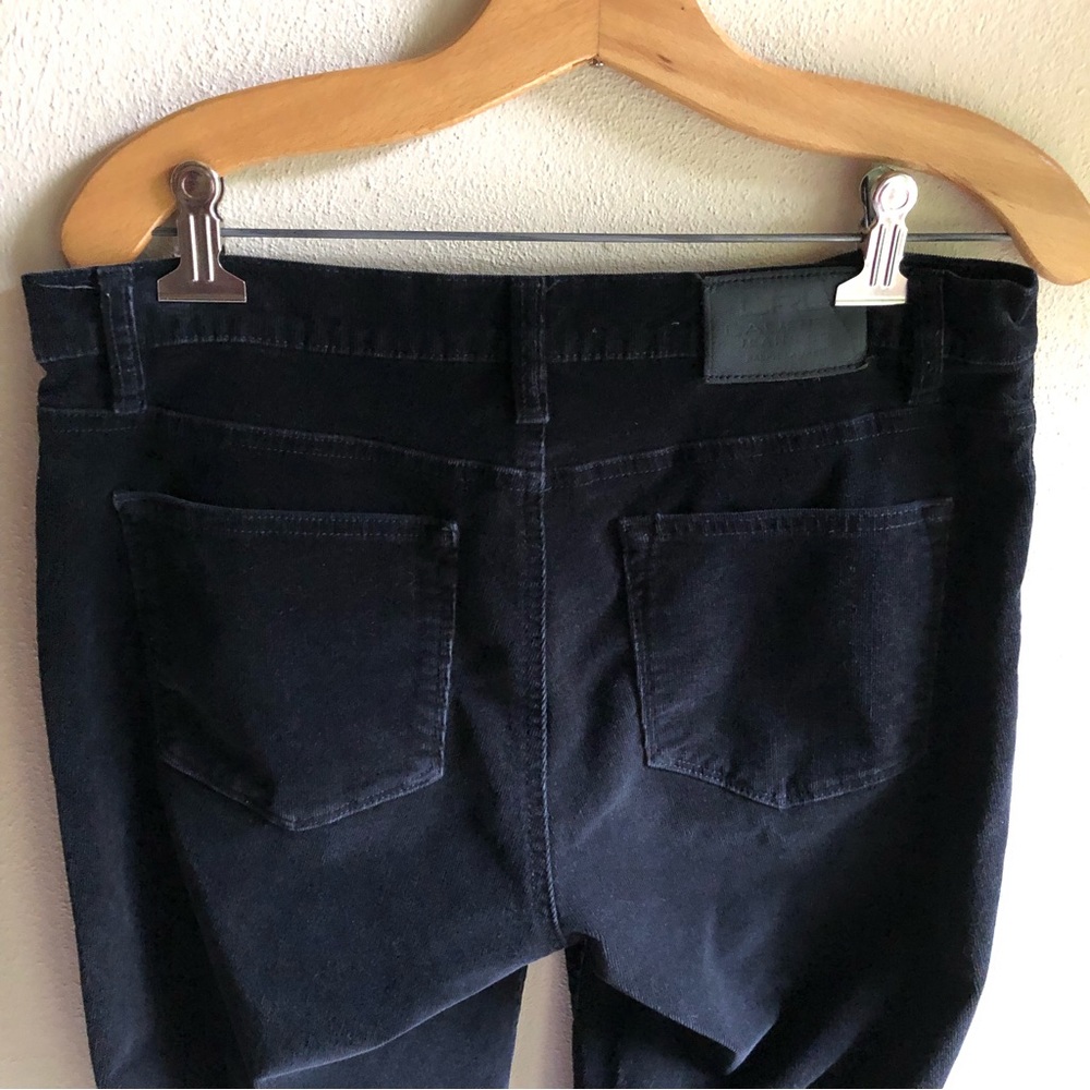 Lauren Ralph Lauren Fine Wale Corduroy Pants. Classic Straight. Black. Size 10 - Picture 7 of 12
